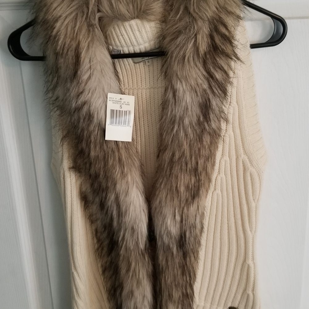 Guess Faux Fur Vest Never Worn